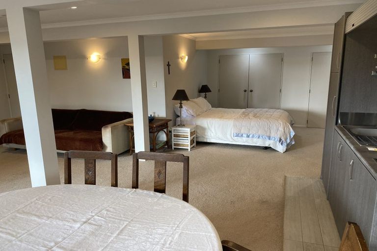 Photo of property in 11 Oceanview Road, Mount Maunganui, 3116