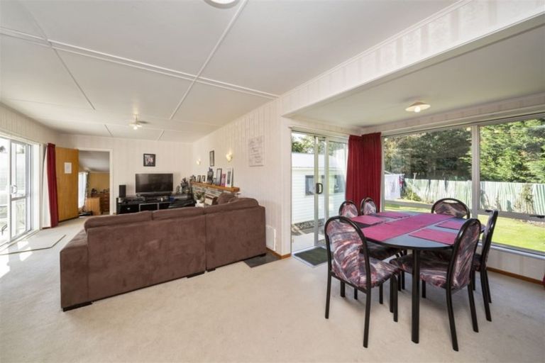 Photo of property in 9 Fyson Place, Hawera, 4610