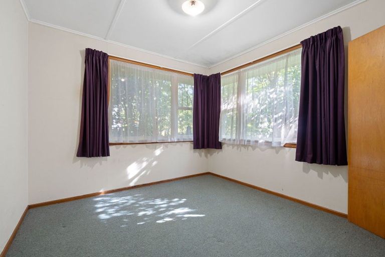 Photo of property in 9 Churchill Crescent, Featherston, 5710