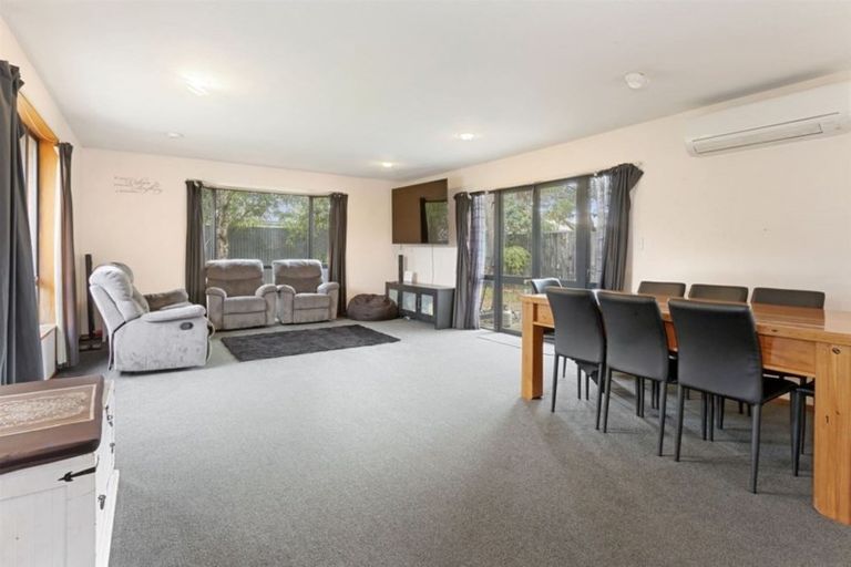 Photo of property in 146 Burwood Road, Burwood, Christchurch, 8083