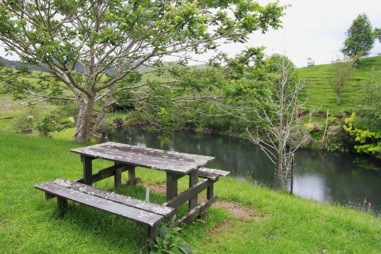 Photo of property in 2561 Okau Road, Ahititi, Stratford, 4397