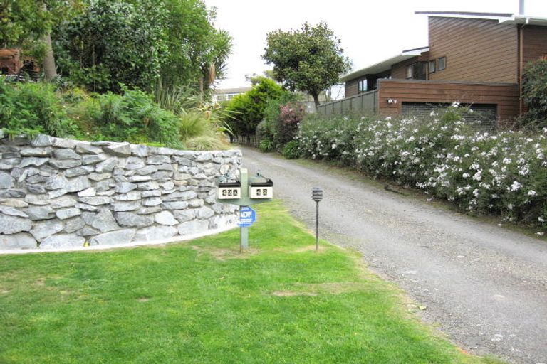 Photo of property in 42 Makora Road, Otaihanga, Paraparaumu, 5036