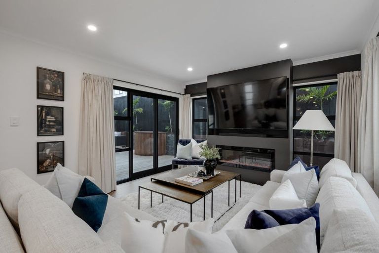 Photo of property in 48c Patons Road, Howick, Auckland, 2014