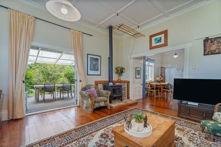 Photo of property in 35 Pa Road, Hahei, Whitianga, 3591