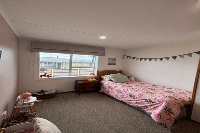 Photo of property in 8 Albert Street, Winton, 9720