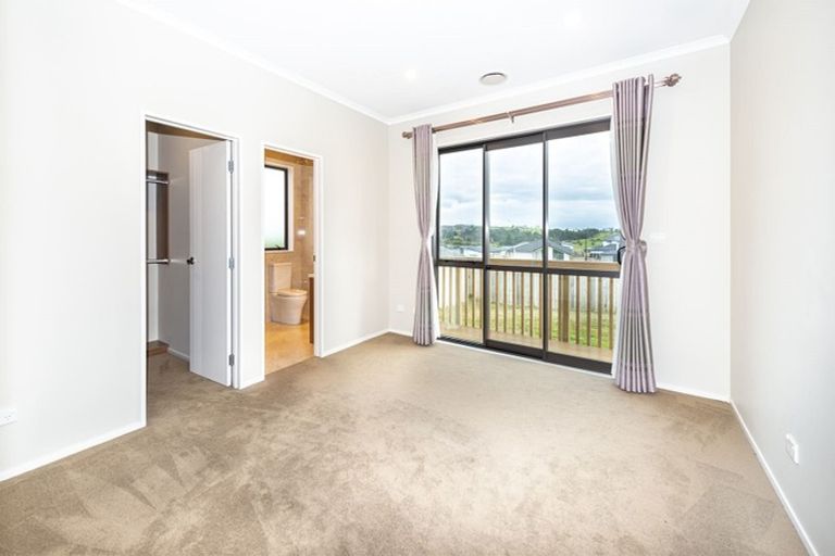 Photo of property in 71 Eighth View Avenue, Beachlands, Auckland, 2018