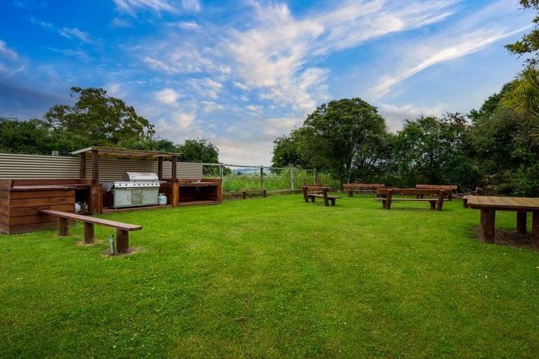 Photo of property in Former Morven School, 41 Donald Street, Morven, Waimate, 7980