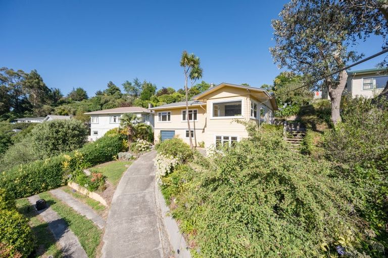 Photo of property in 16 Thompson Terrace, Toi Toi, Nelson, 7010