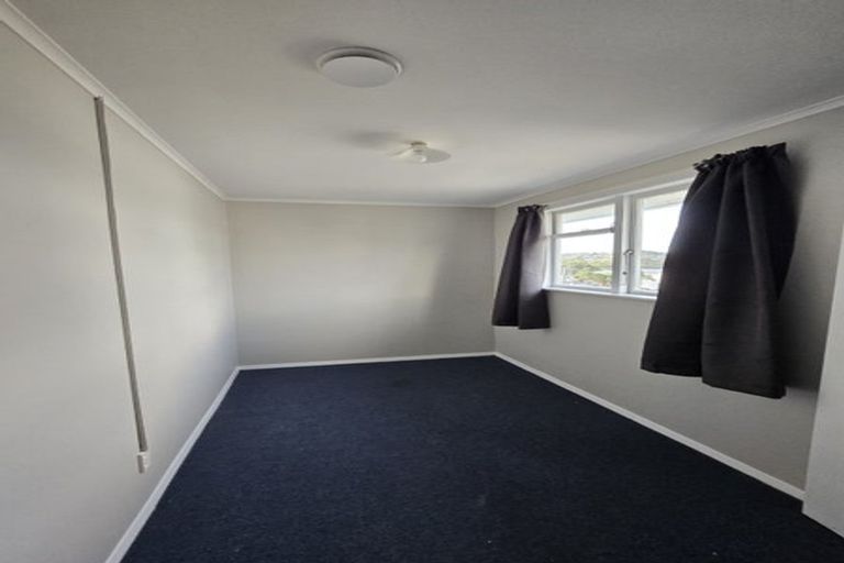 Photo of property in 34-40 Cheshire Street, Cannons Creek, Porirua, 5024