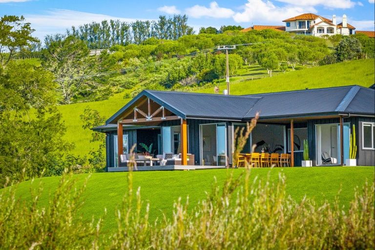 Photo of property in 113 Takatu Road, Tawharanui Peninsula, Warkworth, 0986