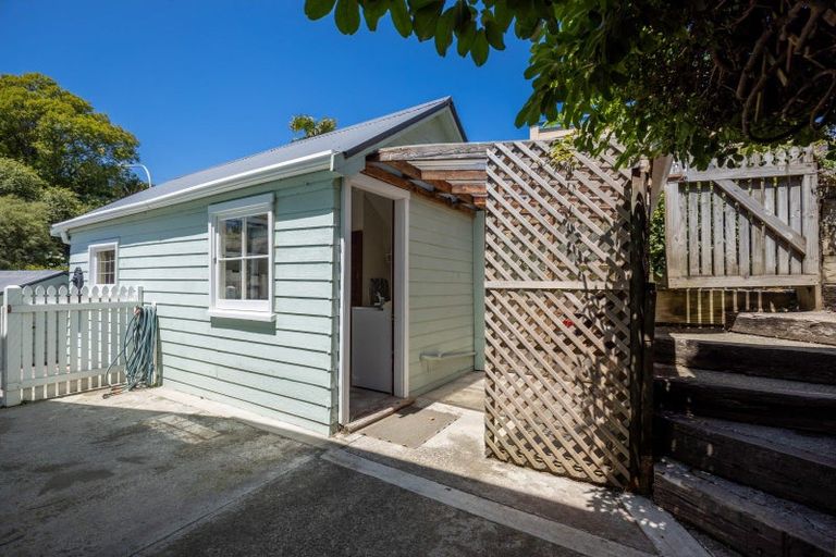 Photo of property in 16 Russell Street, Stepneyville, Nelson, 7010