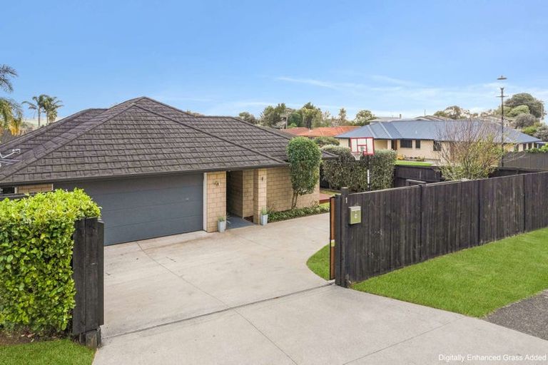 Photo of property in 1 Puketi Lane, Waiuku, 2123