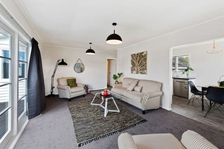 Photo of property in 20 Lyncroft Street, Mangere East, Auckland, 2024