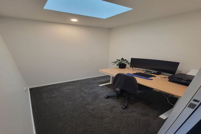 Photo of property in 20 Bee Lane, Whitby, Porirua, 5024