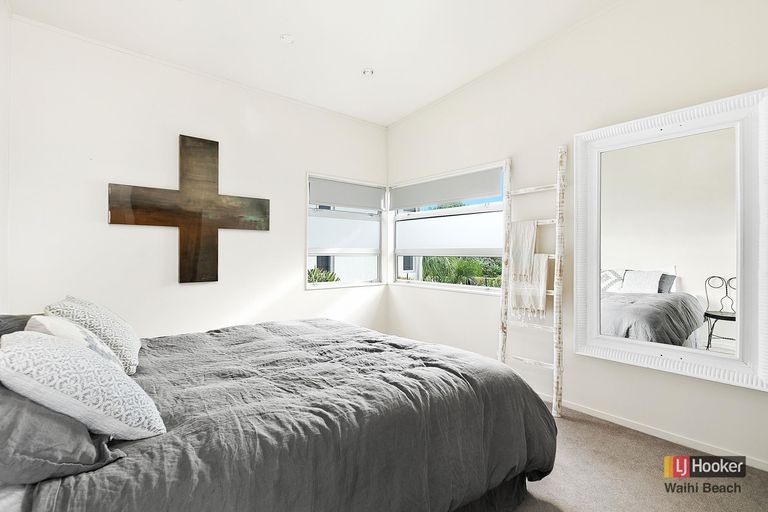 Photo of property in 10b Longboard Drive, Waihi Beach, 3611