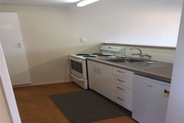 Photo of property in 2/15 Boon Street, Sydenham, Christchurch, 8023