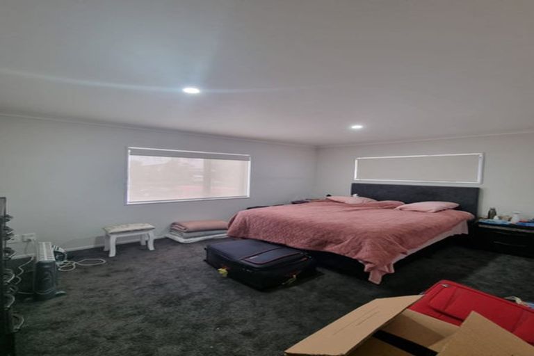 Photo of property in 177 Keri Vista Rise, Papakura, 2110