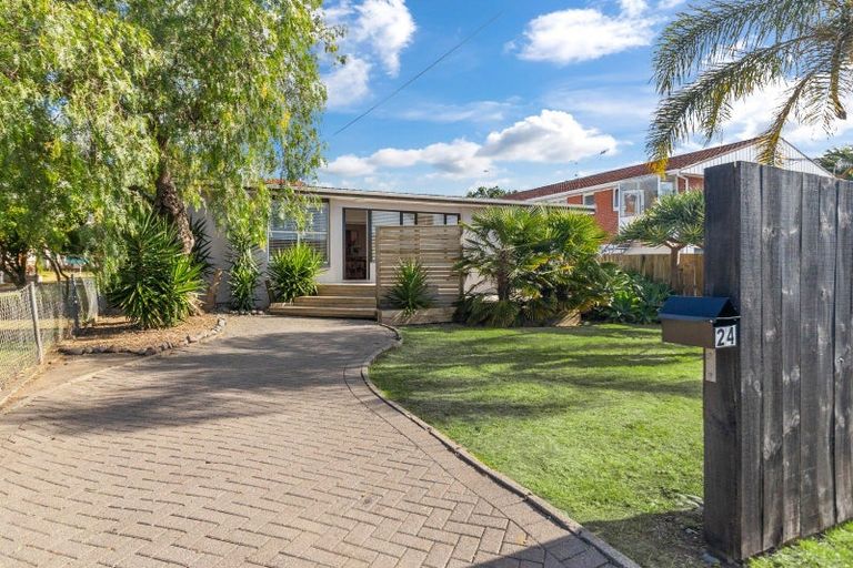 Photo of property in 24 Locarno Avenue, Sandringham, Auckland, 1025
