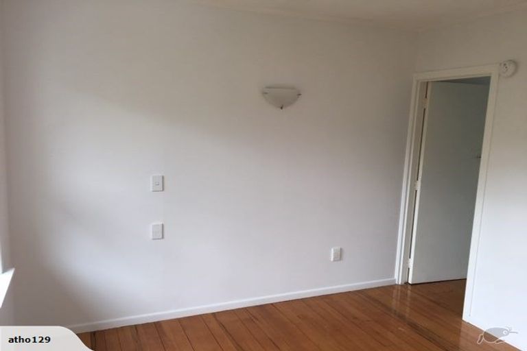 Photo of property in 1/25 Corunna Road, Milford, Auckland, 0620