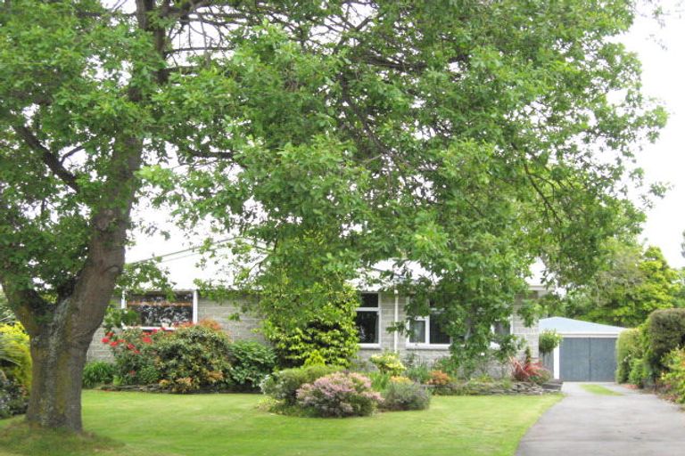 Photo of property in 45 Sevenoaks Drive, Bryndwr, Christchurch, 8053