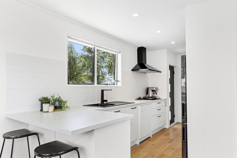 Photo of property in 35c Hartford Avenue, Papamoa Beach, Papamoa, 3118