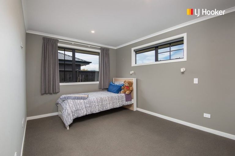 Photo of property in 8 Carrick Place, Mosgiel, 9024