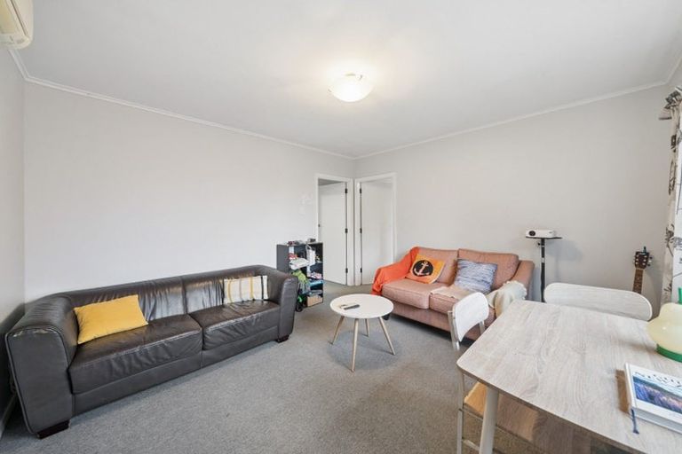 Photo of property in 12a Tyne Street, Island Bay, Wellington, 6023