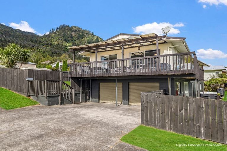 Photo of property in 15 Burgess Street, Te Aroha, 3320