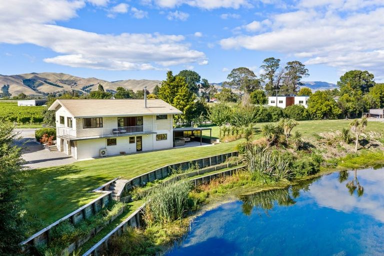 Photo of property in 99 Dillons Point Road, Islington, Blenheim, 7273