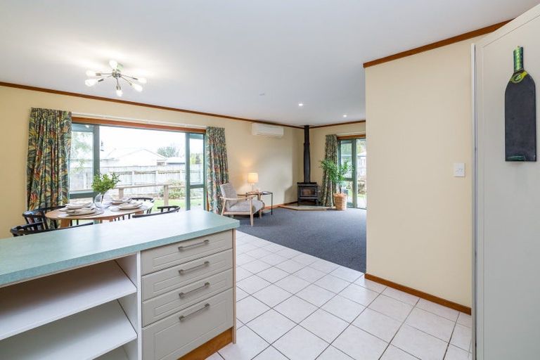 Photo of property in 3 Kowhai Grove, Featherston, 5710