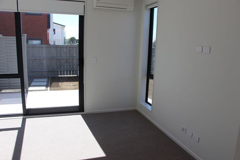Photo of property in 11 Ngakoro Road, Karaka, Papakura, 2113