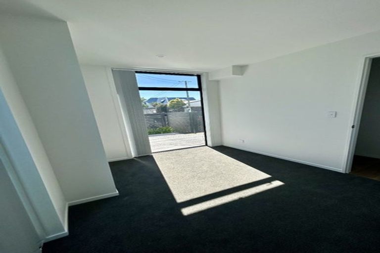 Photo of property in 15 Tiraumea Drive, Pakuranga, Auckland, 2010