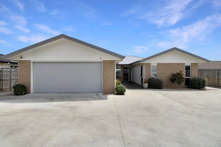 Photo of property in 11 Story Street, Foxton Beach, Foxton, 4815