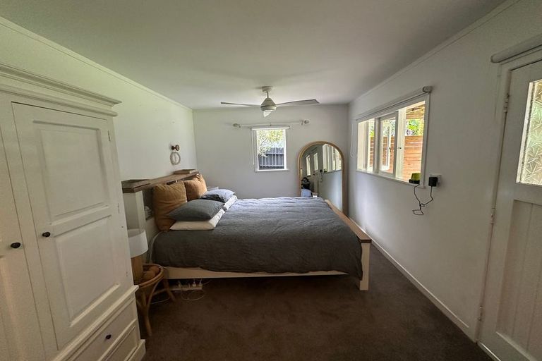 Photo of property in 17b Otanerua Road, Hatfields Beach, Orewa, 0931