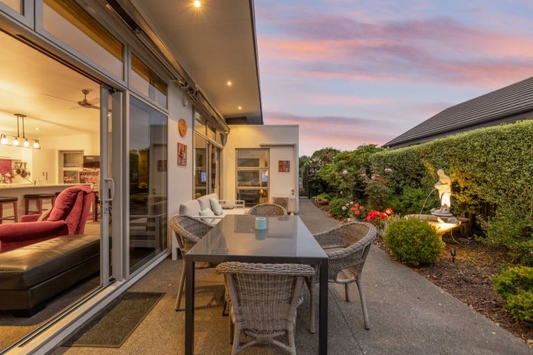 Photo of property in 6 Brookfield Drive, Northwood, Christchurch, 8051