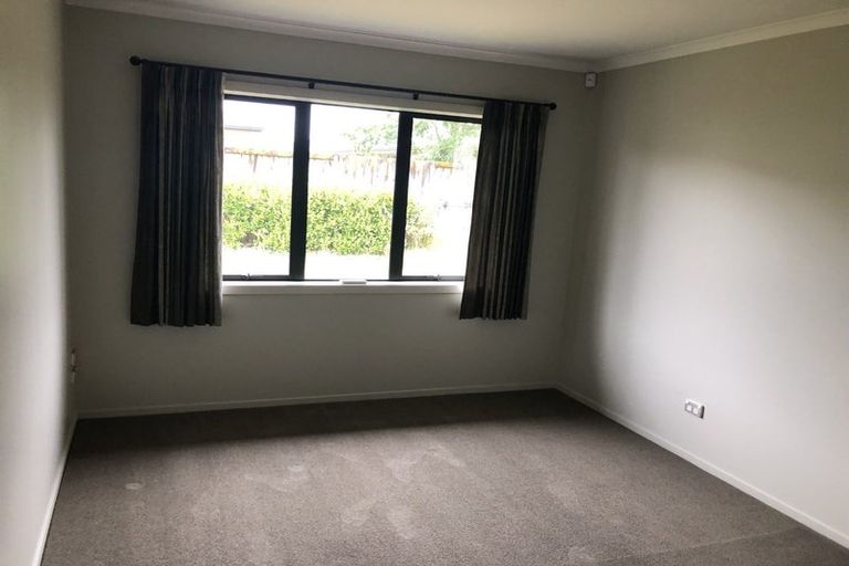 Photo of property in 7 Whitney Place, Rototuna North, Hamilton, 3210