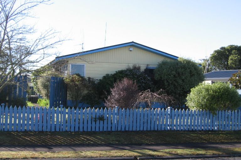 Photo of property in 3 Prior Place, Nawton, Hamilton, 3200