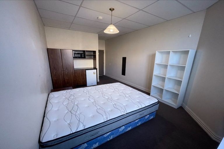 Photo of property in 5 Anzac Avenue, Dunedin Central, Dunedin, 9016