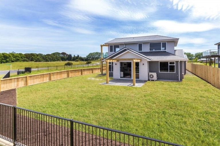 Photo of property in 66 Huka Heights Drive, Rangatira Park, Taupo, 3330