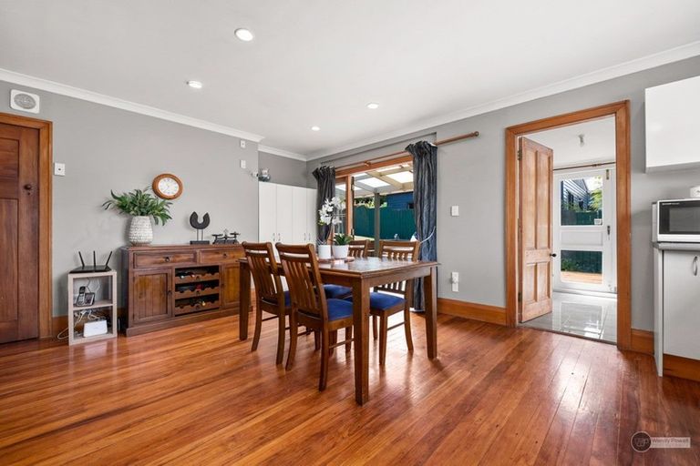 Photo of property in 10 Mcdougall Grove, Haywards, Lower Hutt, 5018