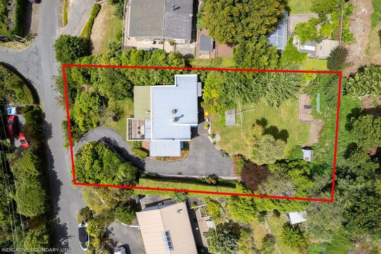 Photo of property in 36 Merlincote Crescent, Governors Bay, Lyttelton, 8971