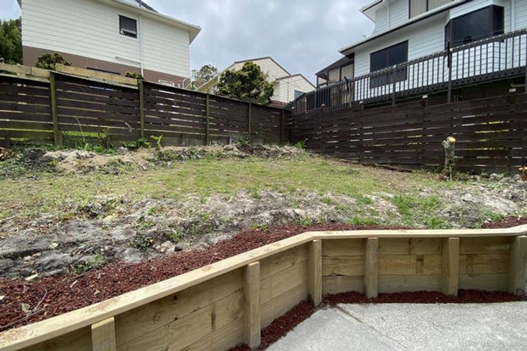 Photo of property in 4/43-53 Chivalry Road, Glenfield, Auckland, 0629