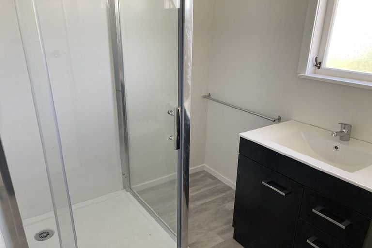 Photo of property in 30 Cargill Street, Papakura, 2110