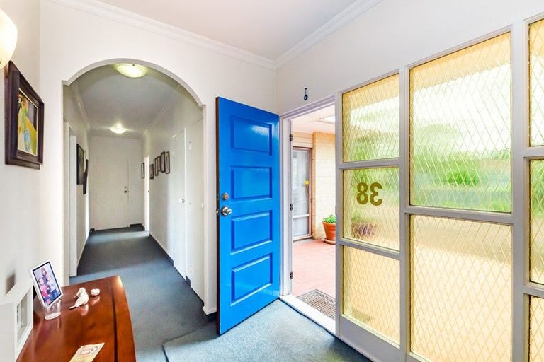 Photo of property in 38 Alexander Road, Raumati Beach, Paraparaumu, 5032