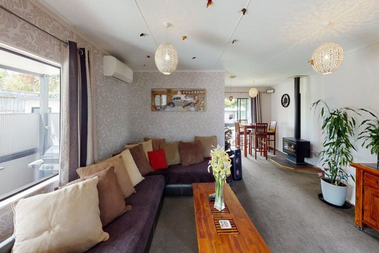 Photo of property in 21a Chester Street, Levin, 5510