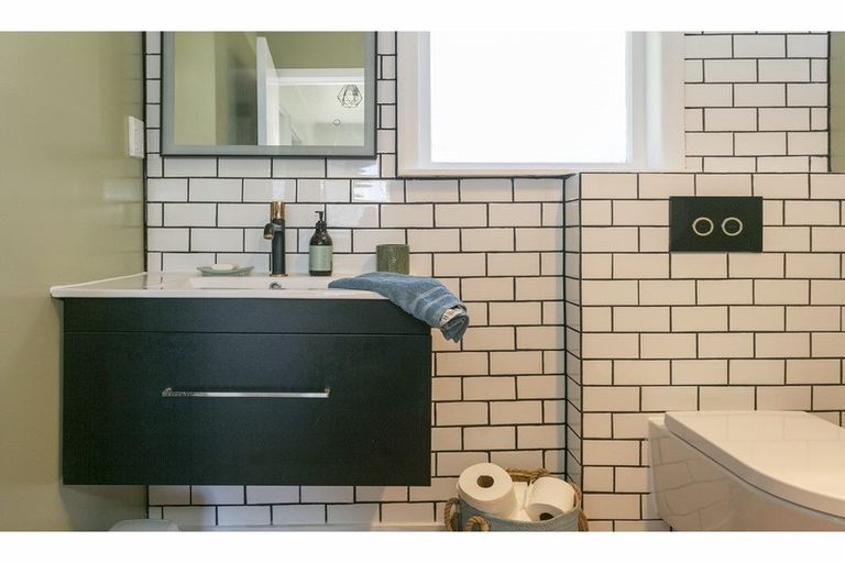 Photo of property in 18 Te Aonini Road, Turangi, 3334