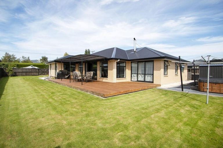 Photo of property in 113 Wingatui Road, Mosgiel, 9024
