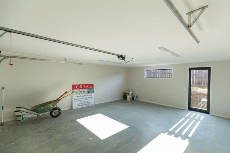 Photo of property in 17 Obelisk Street, Wanaka, 9305