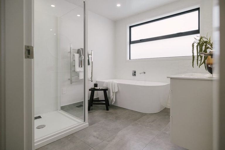 Photo of property in 62 Freedom Drive, Kelvin Grove, Palmerston North, 4414