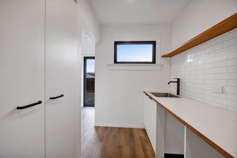 Photo of property in 15 Craig Street, Stratford, 4332